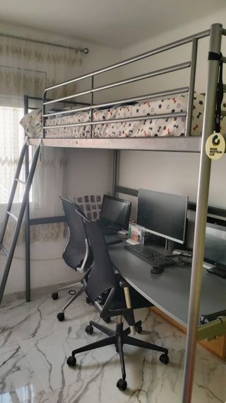 Cama con litera + escritorio