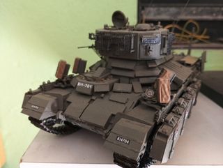 Se venden más de 50 maquetas militares 