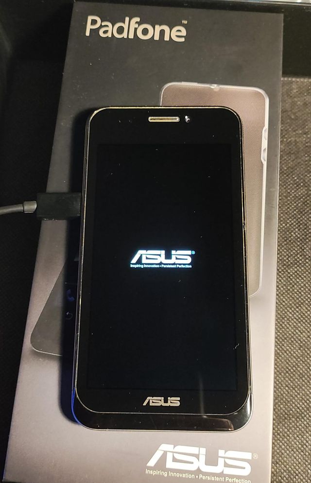 Asus Padfone & Transformer: completi per ricambi