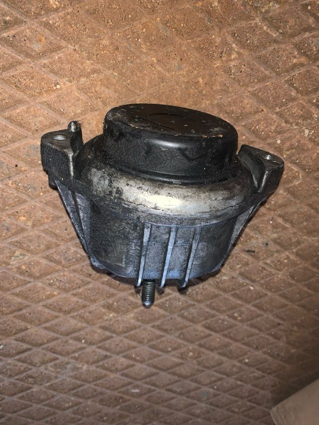 Brazos suspensión delantera soporte motor