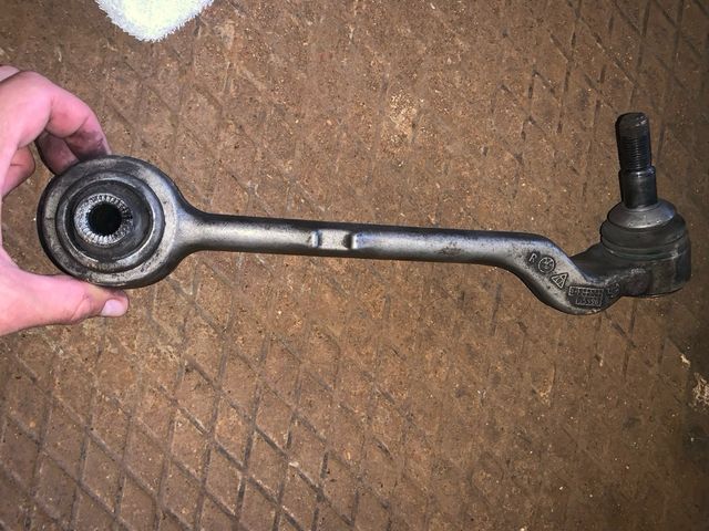 Brazos suspensión delantera soporte motor