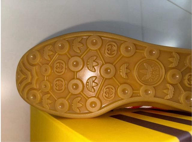 Adidas x Gucci rojas CUALQUIER OFERTA SÍ
