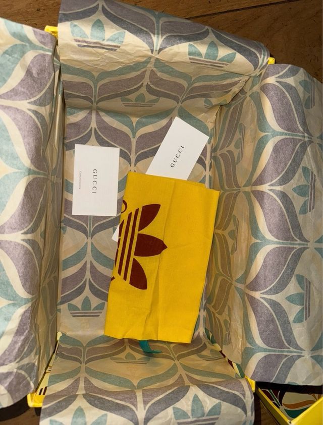 Adidas x Gucci rojas CUALQUIER OFERTA SÍ