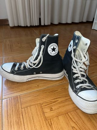 Converse Chuck Taylor altas negras