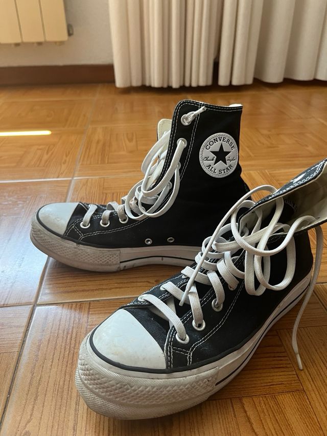 Converse Chuck Taylor altas negras
