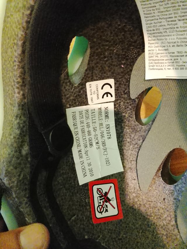 Casco bici + protecciones Mickey