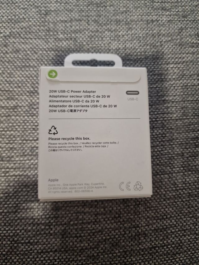 Adaptador Apple USB-C 20W