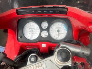 Honda CBR 1000F - Despiece