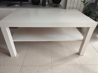 Mesa blanca salón rectangular Ikea