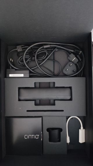 Wacom Cintiq 13HD Pen & Touch Display