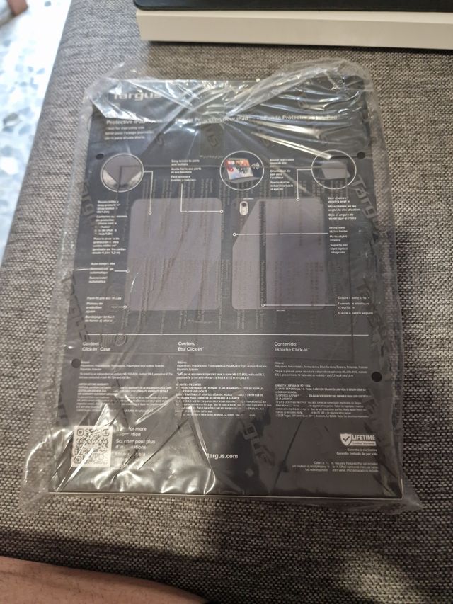 Funda Targus iPad (A16) - Nueva