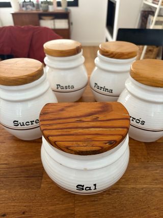 Tarros cocina vintage - cerámica y madera.