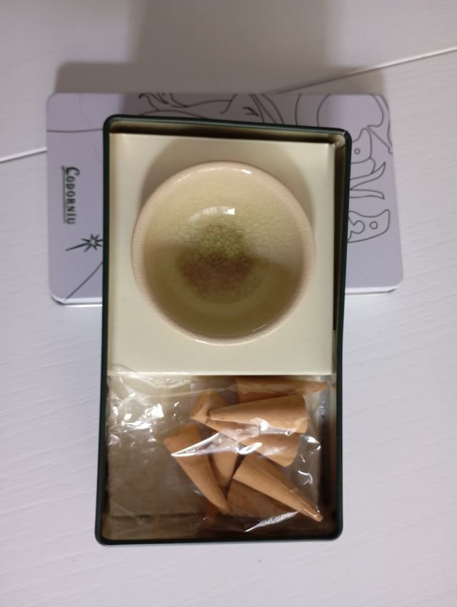 Codorniu - Incienso conos