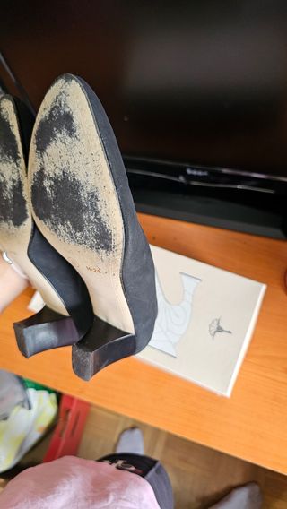 Tacones negros mujer