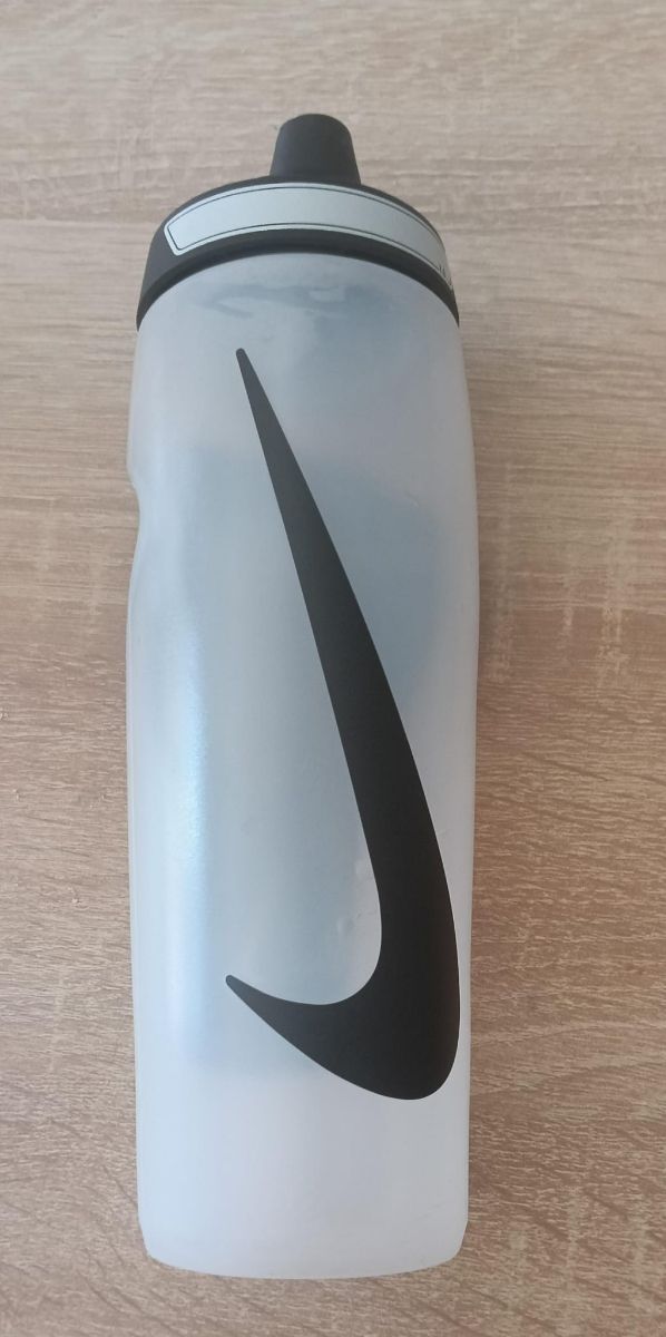 Botella agua Nike - Deportiva