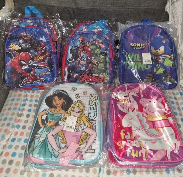 Mochilas infantiles: Spiderman, Avengers, Sonic...