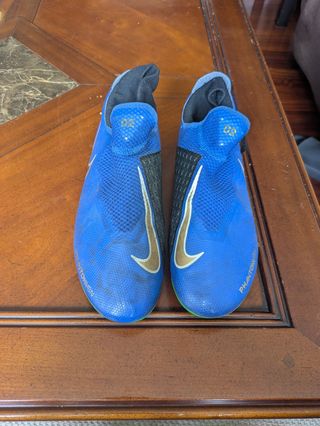 Botas Nike Phantom Vision Dynamic Fit