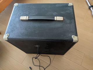 Salida Amplificador para Bajo HH Electronics