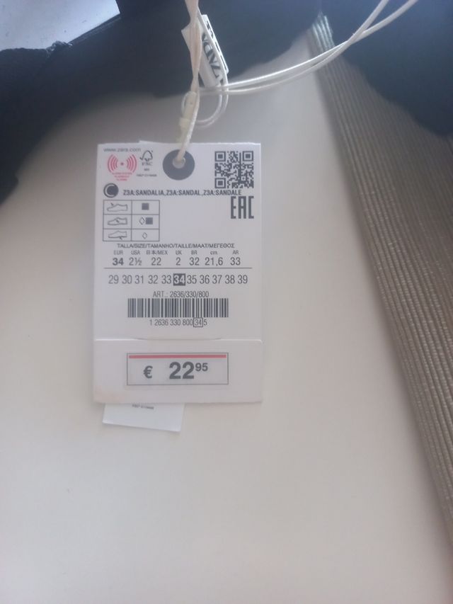 Sandalias niña/o talla 34 NUEVAS