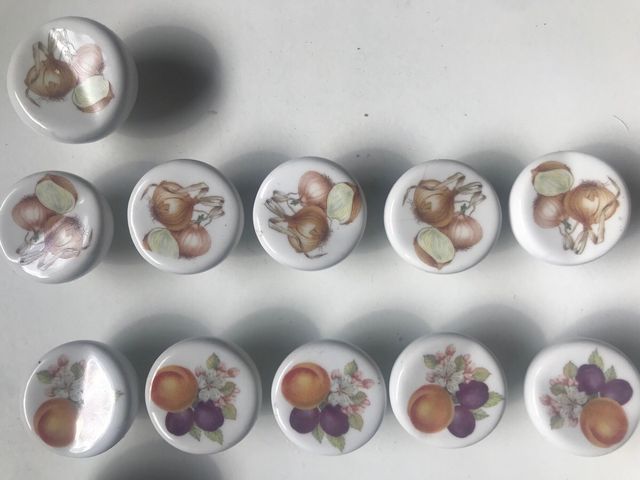 Pomos de Porcelana Variados