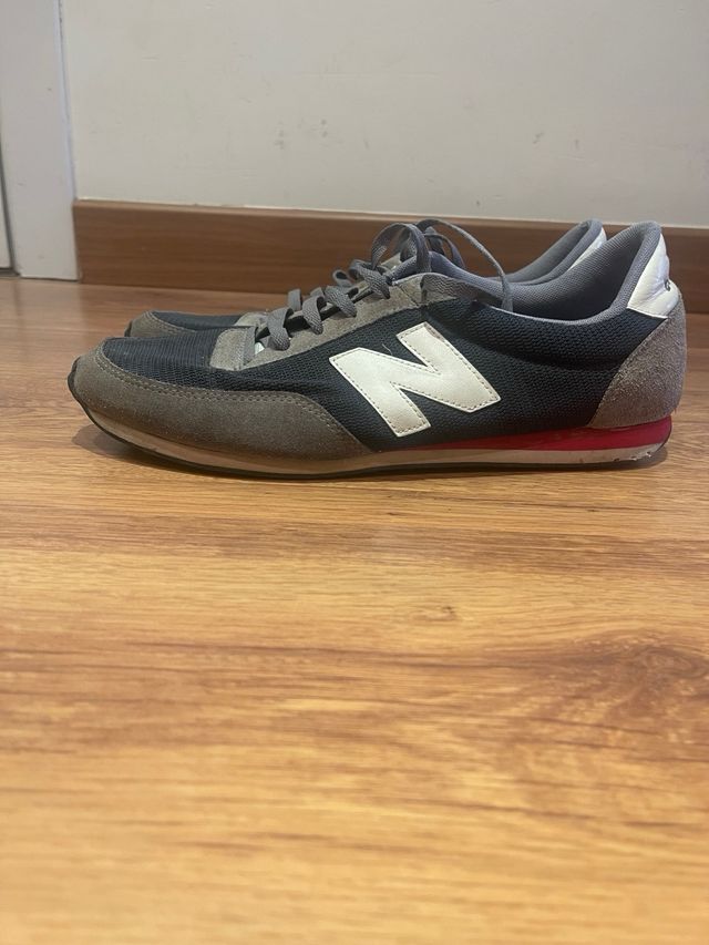 Zapatillas New Balance 410 - Azul Marino y Gris