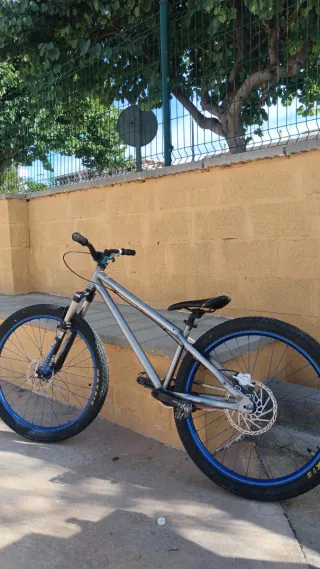 SE CANBIA O SE VENDE