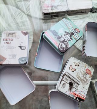 8 Cajitas metálicas vintage