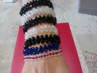 Braccialetti : 5 modelli vendesi singolarmente 