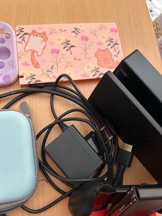 Nintendo Switch (CON MANDOS NUEVOS)