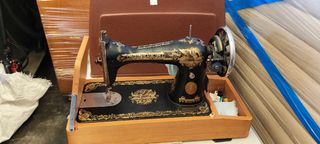 Máquina coser Singer antigua