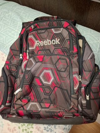 Mochila Reebok - Negra y Roja