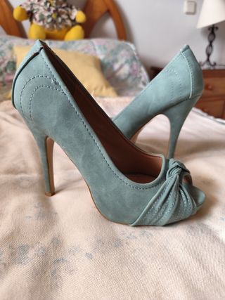 Zapatos tacón turquesa