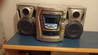 Panasonic Radio CD 5 discos