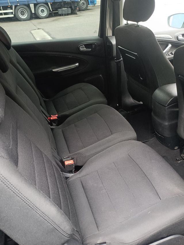 Ford S-MAX 2012