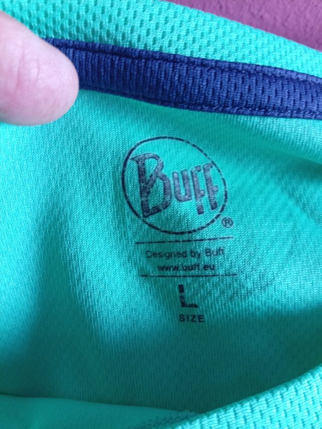 Camiseta técnica Buff turquesa