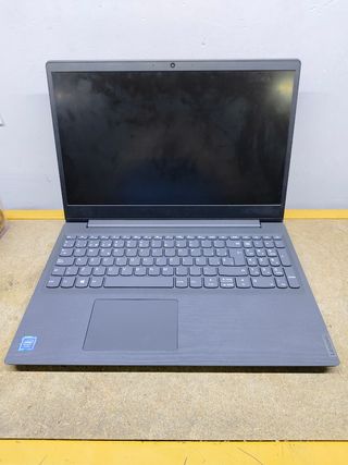 Portátil Lenovo V15-IGL PARA PIEZAS