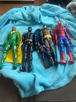5 Figuras Marvel y DC