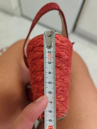 Sandalias cuña Wanna rojas