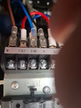 Electricista , insgaladir aire acondicionado