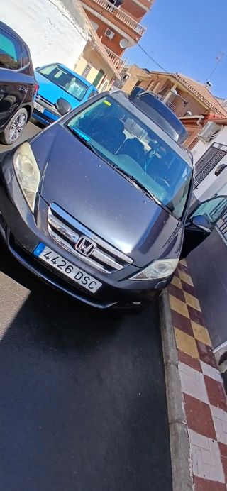 Honda FR-V 2005