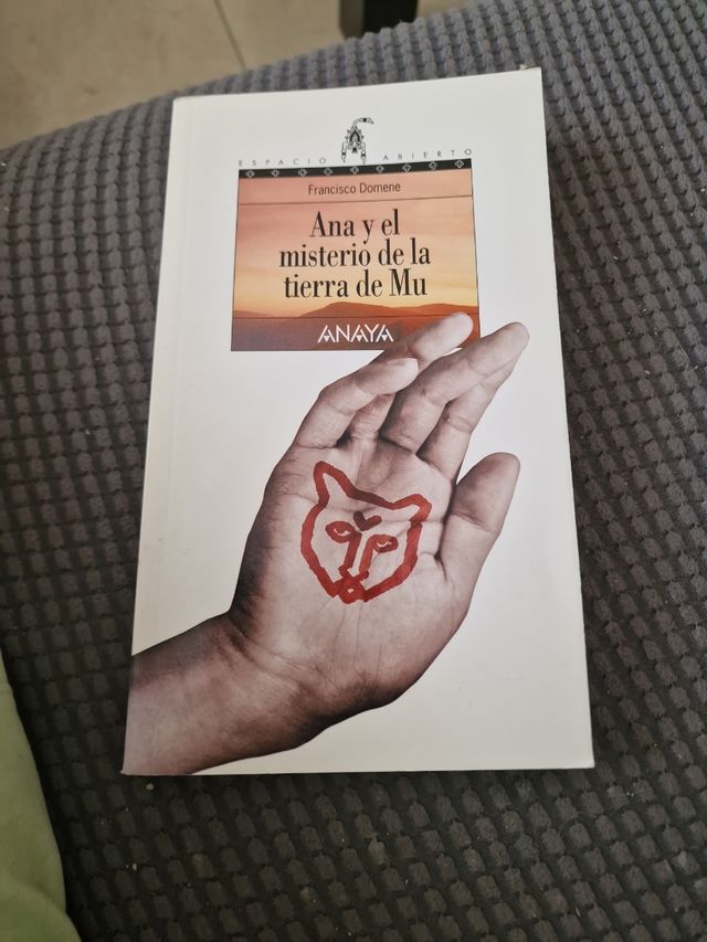 Ana y el misterio de la tierra de Mu (Spanish E...
