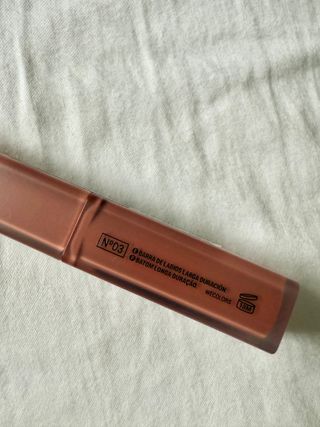 Deliplus - Pintalabios y perfilador labiales