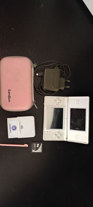 Nintendo DS Lite blanca + 5 juegos