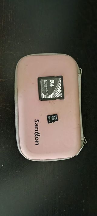 Nintendo DS Lite blanca + 5 juegos