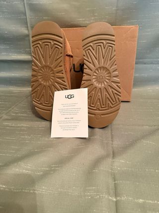UGG Botas Nieve Marrón - Talla 37