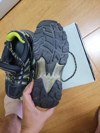 Zapatos seguridad - negros/amarillo.