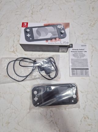 Nintendo Switch Lite Grigia + MicroSD 128 Gb