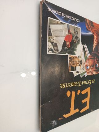 Álbum de cromos E.T. el extraterrestre