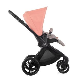 Carrito bebé ligero rosa y gris.
Jane muum 2022