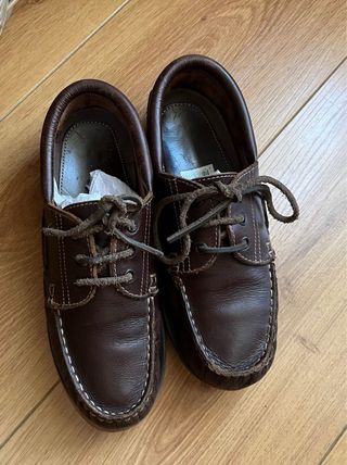 Zapatos náuticos marrones unisex